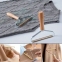 Щетка-бритва для удаления катышек и шерсти животных с деревянной ручкой 3