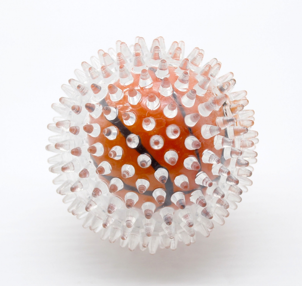 Баскетбольный мяч в мяче