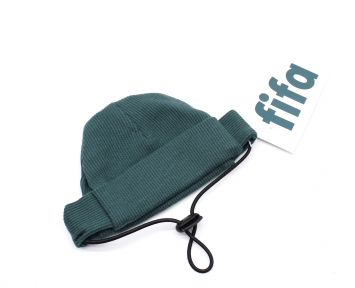 Шапка Бини трикотаж изумрудная