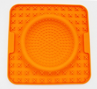 Коврик-тарелка для для для лизания оранжевый 20*20см 