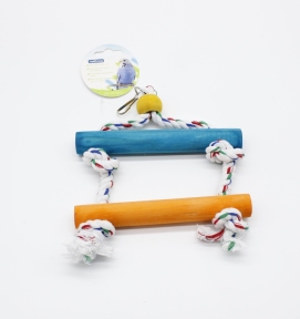 Іграшка для папуг дерев'яна з мотузкою.