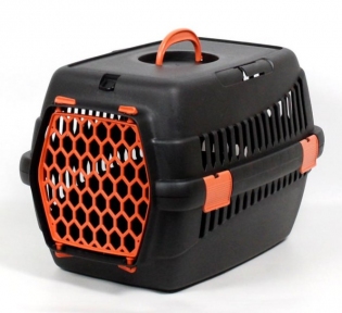 Переноска для тварин чорна пластик помаранчеві двері